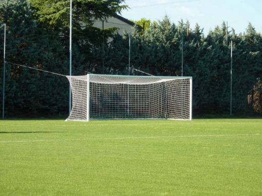 Obrázok z Pevná futbalová bránka so zadnými stĺpikmi siete 7,32 x 2,44 m – P5907