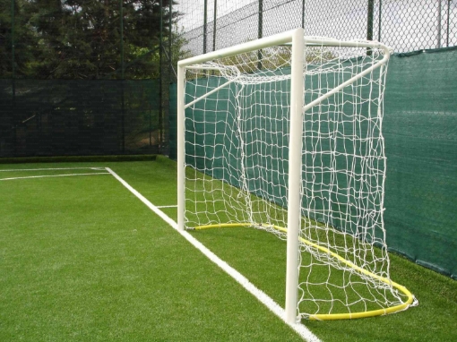 Obrázok z Poarta futsal otel 3x2 m, montata in manșoane, cu suporturi sudate si lant pentru plasa